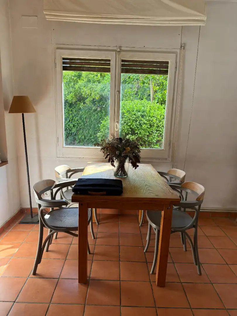 Menjador de Casa o xalet en venda en Sant Cugat del Vallès amb Calefacció, Jardí privat i Terrassa