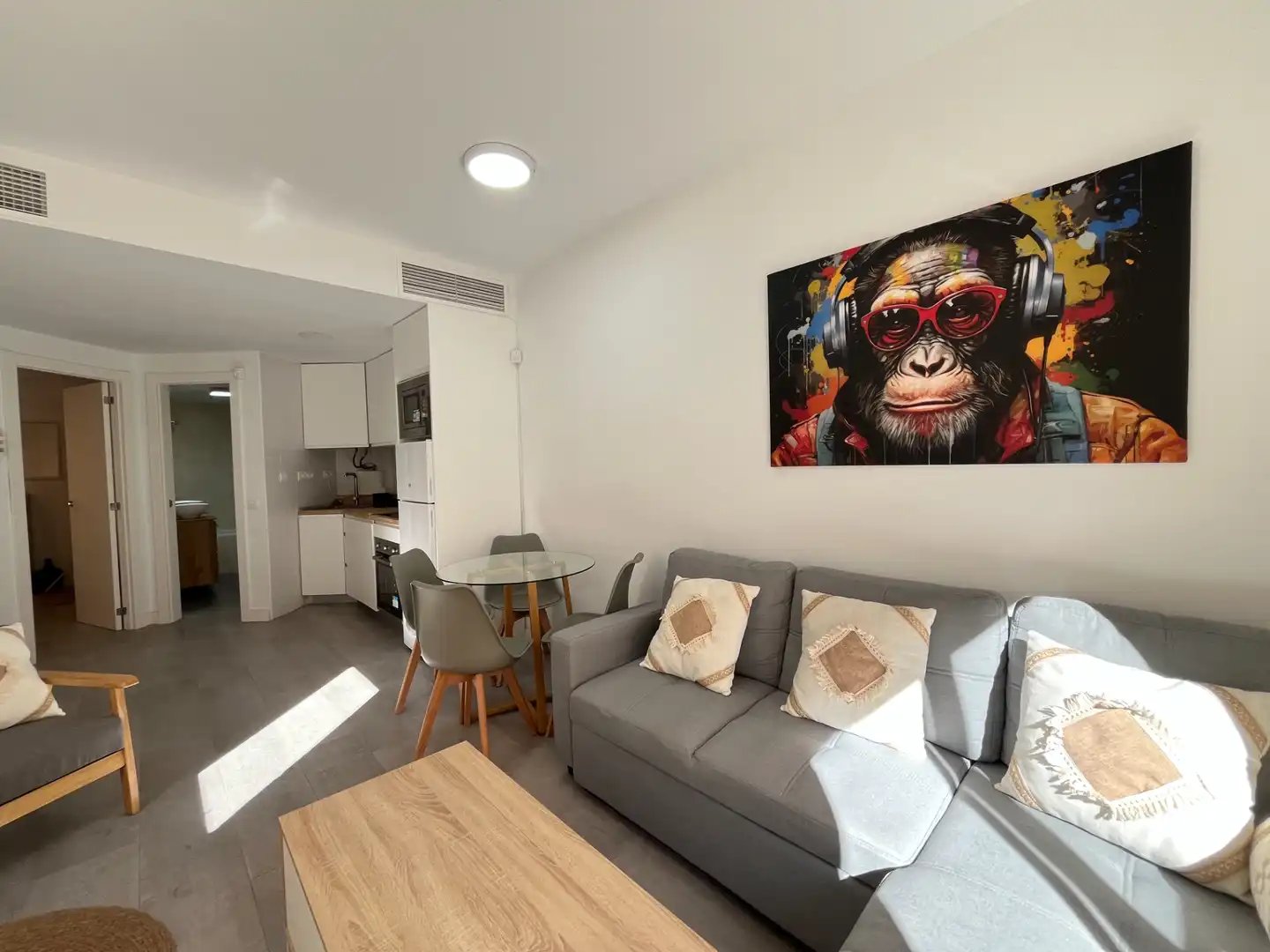 Apartment with pool for sale in Calle Juan Sebastián Elcano 3, imagen 9