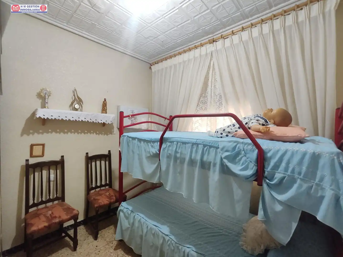 Schlafzimmer von Einfamilien-Reihenhaus zum Verkauf in Alcázar de San Juan mit Klimaanlage