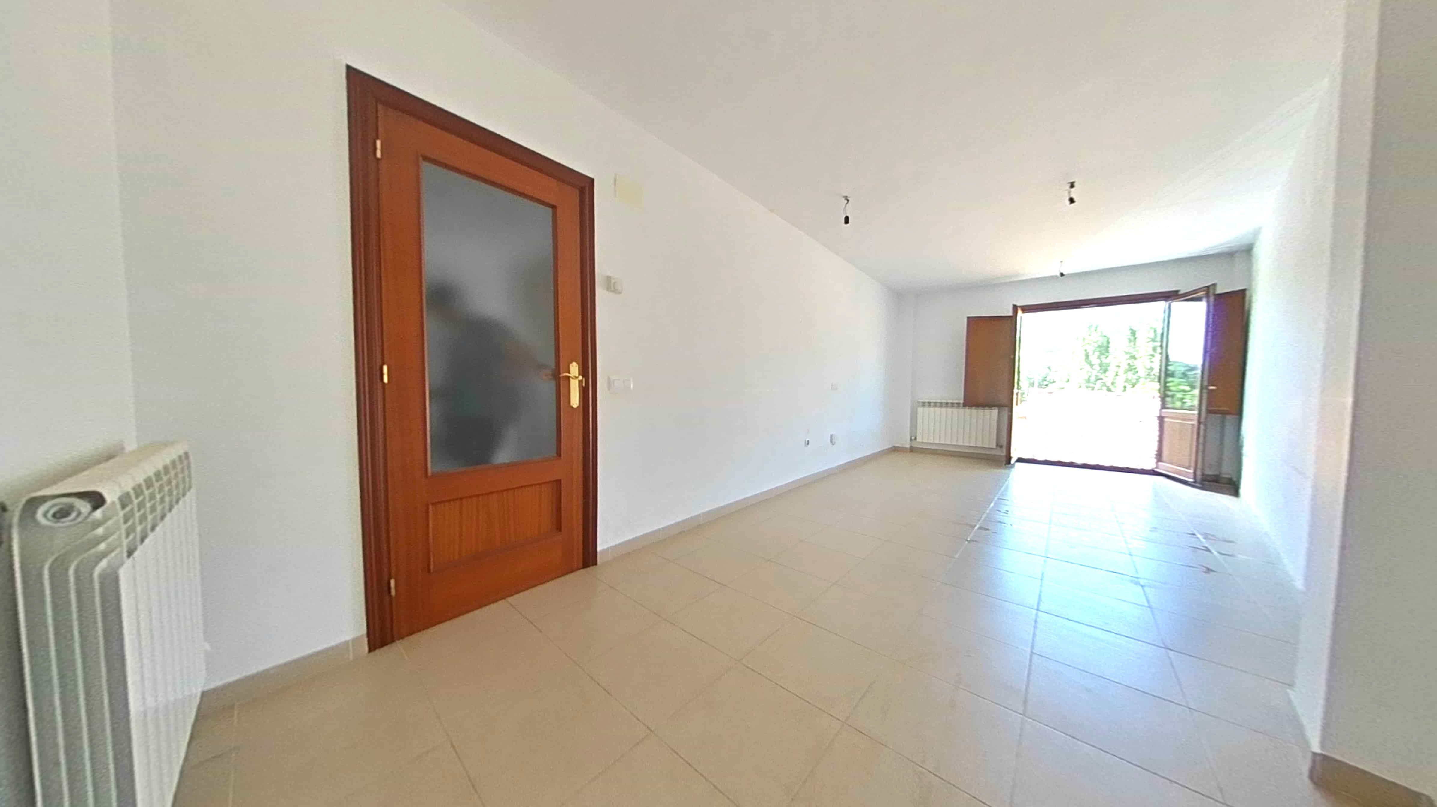 Wohnung zum verkauf in Torre la Ribera mit Heizung, Abstellraum und Ofen