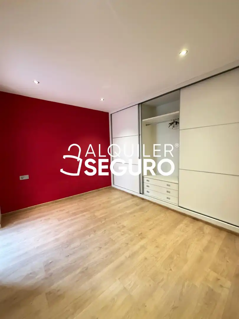 Piso de alquiler en Rio Turia, Ensanche - Río Júcar
