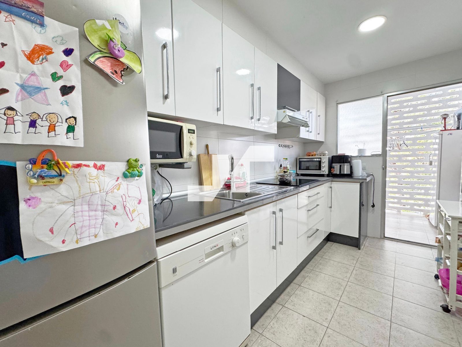 Cuina de Pis en venda en Benicasim / Benicàssim amb Terrassa, Traster i Piscina