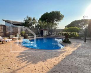 Swimming pool of House or chalet for sale in Vidreres