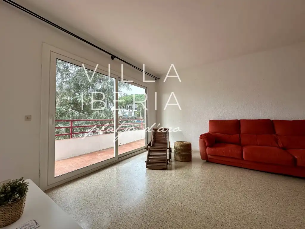Exterior view of Apartments for sale in Castell d'Aro, Platja d'Aro i s'Agaró  with Terrace