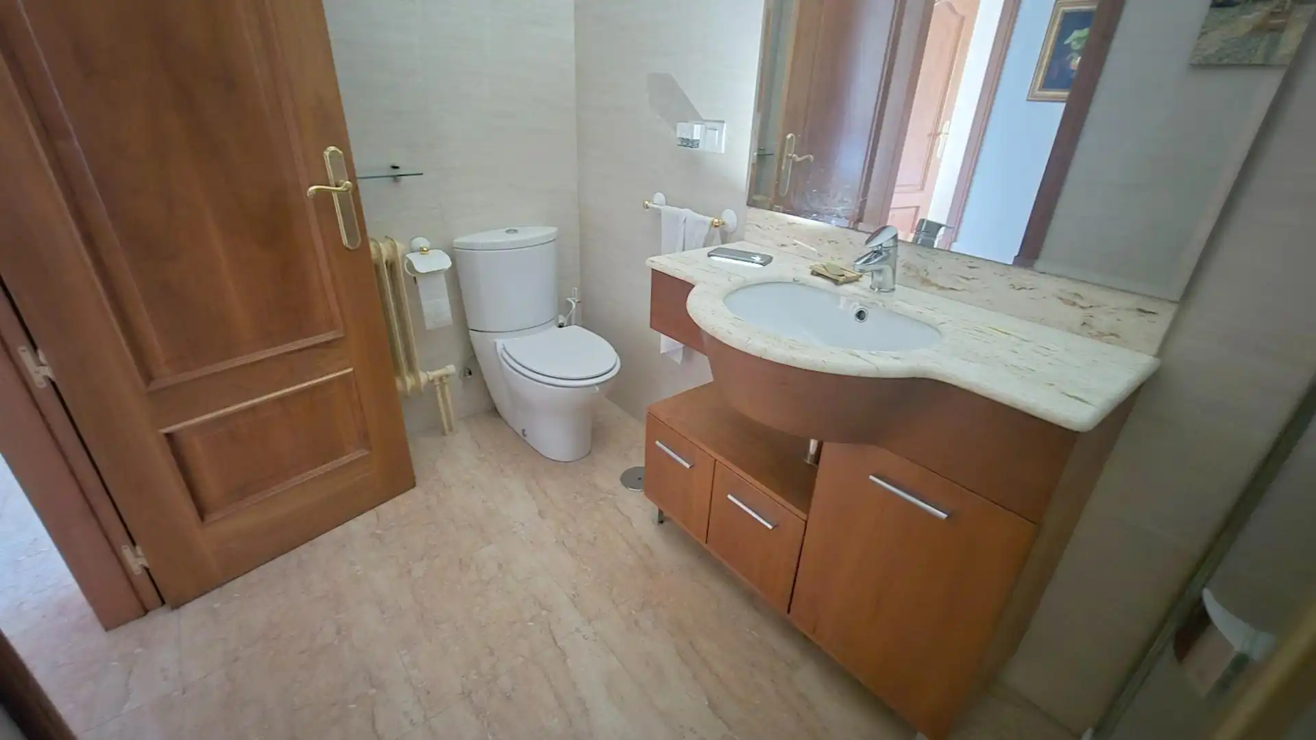 Bathroom of Flat for sale in Salamanca  with Heating and Balcony