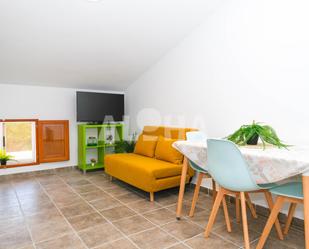 Sala d'estar de Apartament de lloguer en Alfara del Patriarca amb Aire condicionat i Terrassa