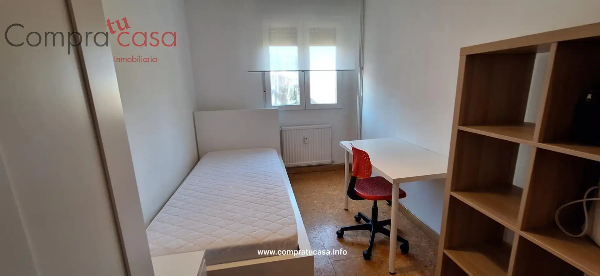 Habitación de Piso de alquiler en Segovia con Calefacción, Terraza y Amueblado