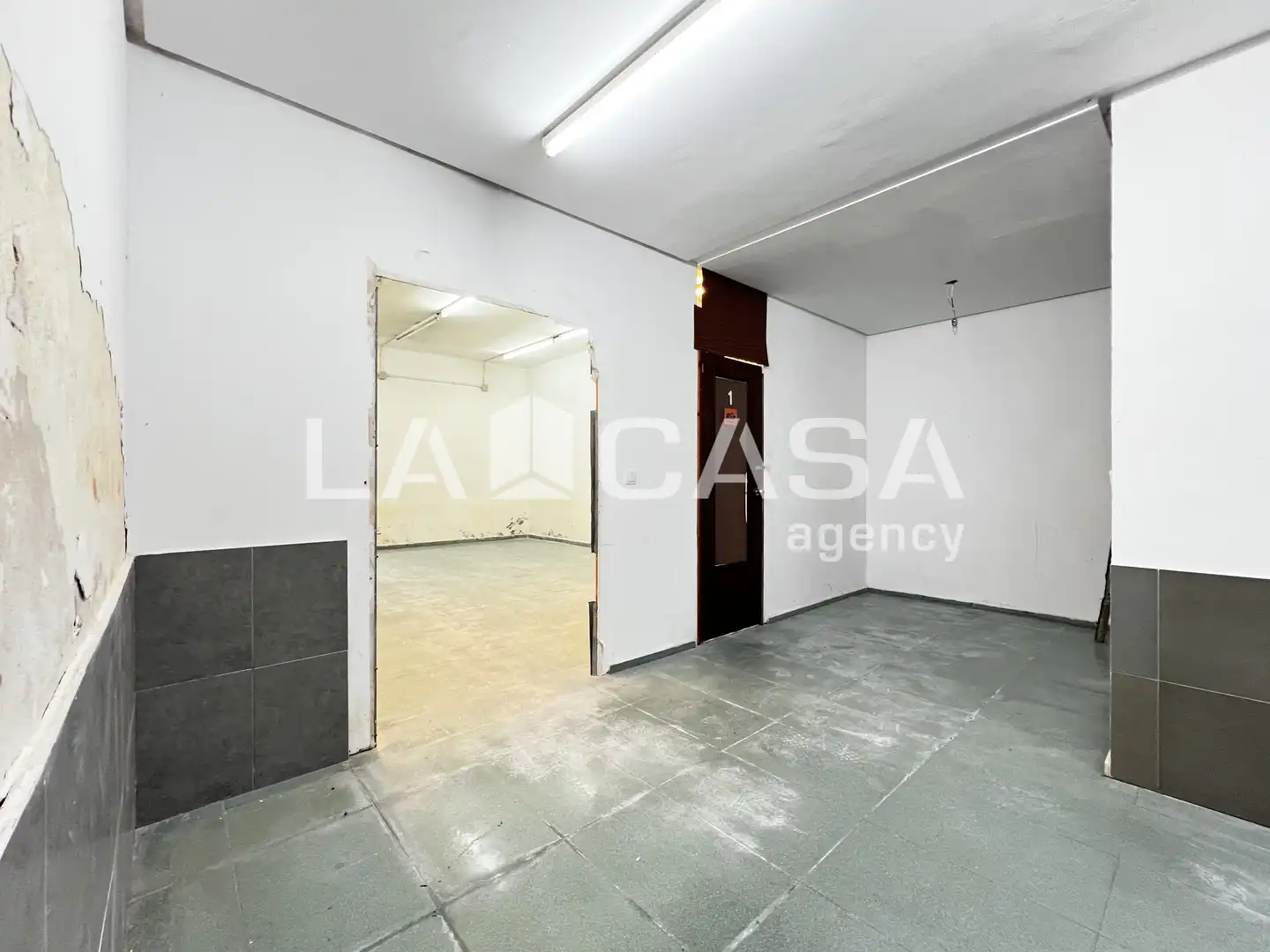 Local comercial en venta en Artigues - Llefià, imagen 12