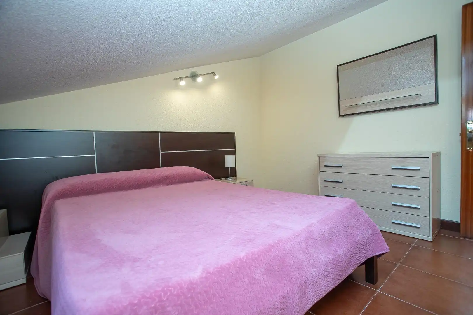 Habitación de Piso en venta en San Vicente de la Barquera con Calefacción y Balcón