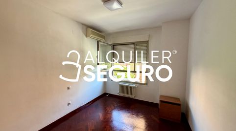 Foto 4 de Pis de lloguer a De la Silvina, San Fermín, Madrid Capital