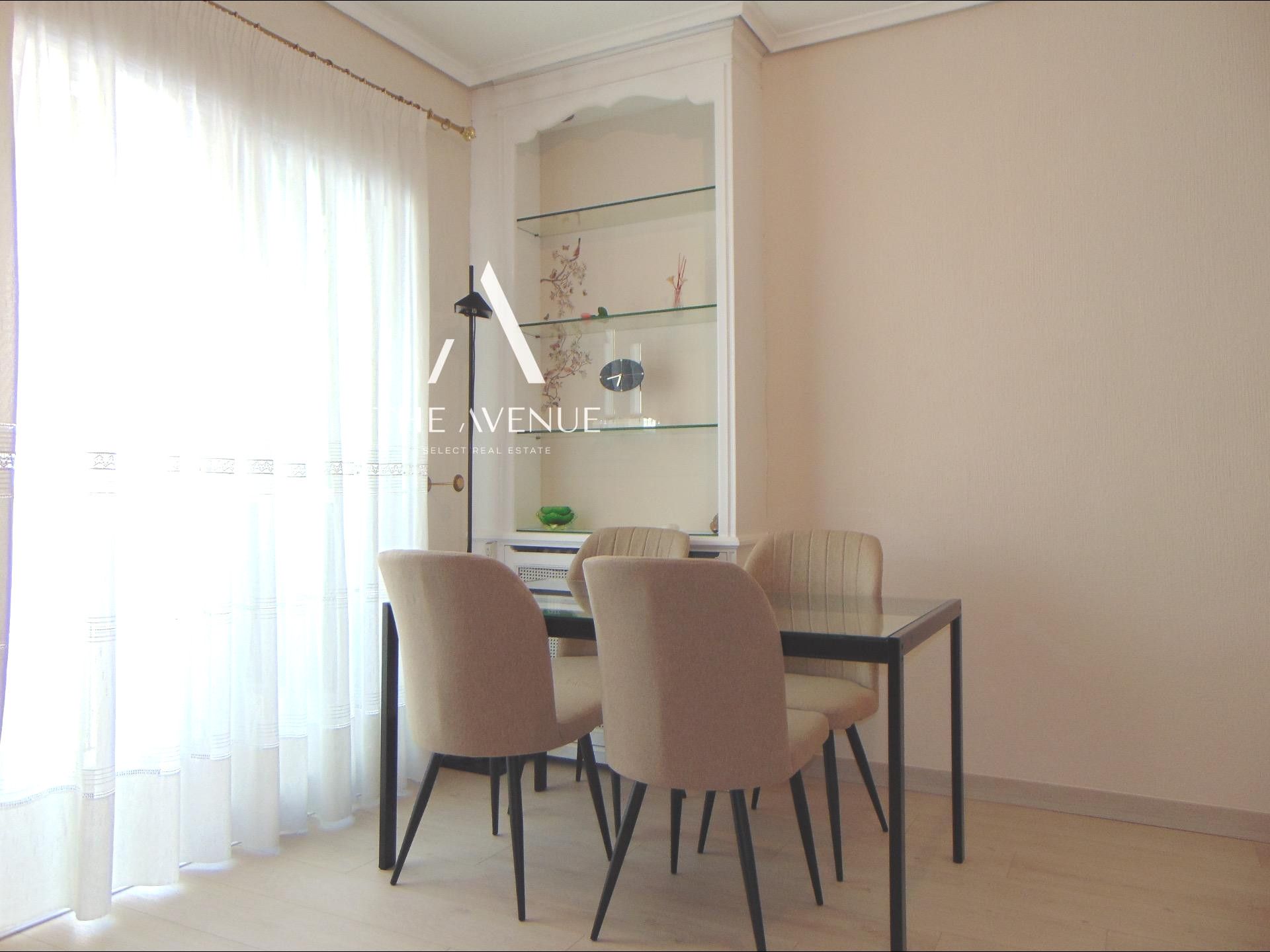 Dining room of Flat for sale in  Madrid Capital  with Air Conditioner and Heating