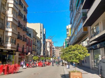 Vista exterior de Pis en venda en Cuenca Capital amb Calefacció i Traster