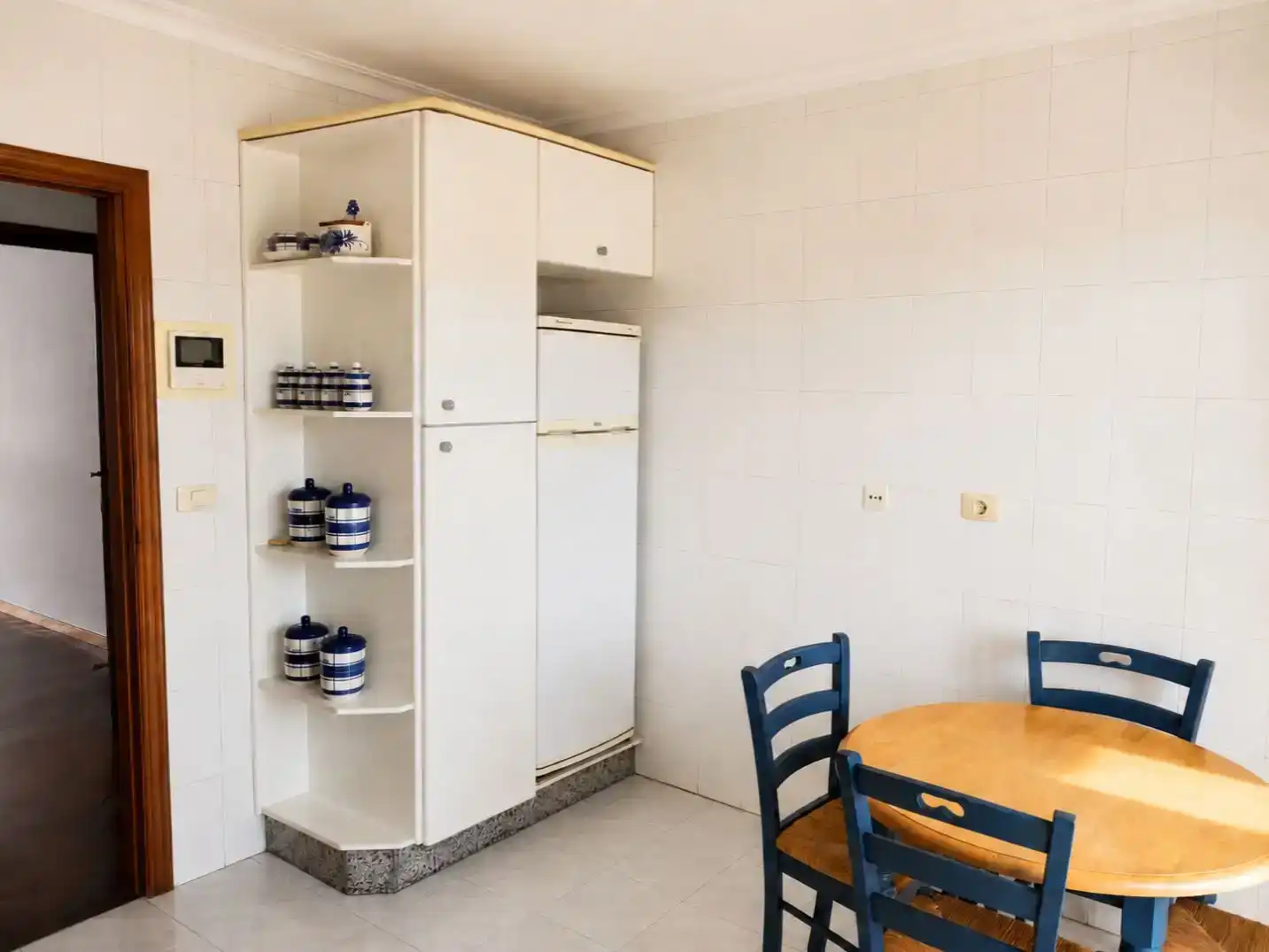 Kitchen of Flat for sale in Tui  with Balcony