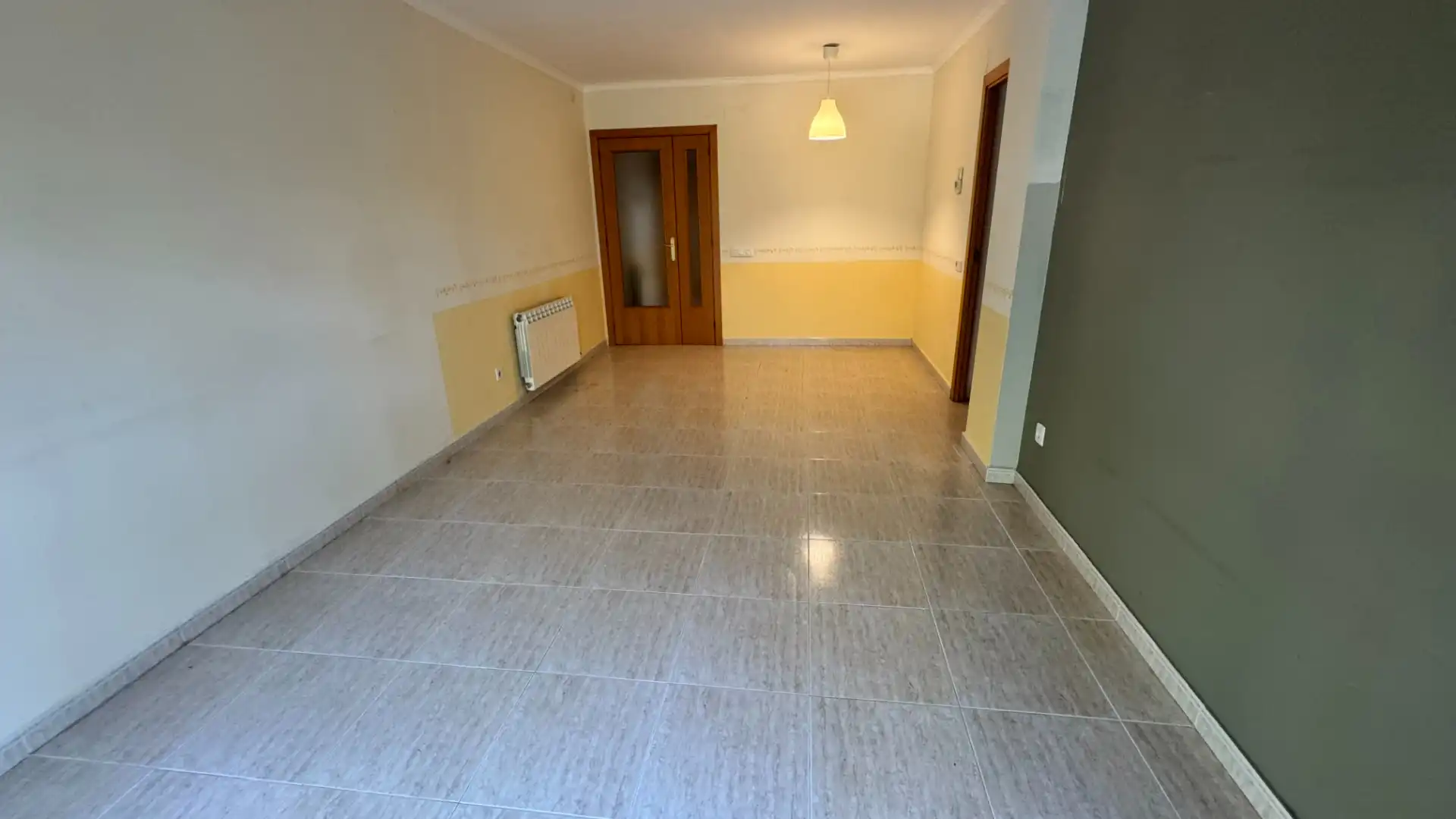 Wohnung zum Verkauf in Cambrils mit Klimaanlage, Privatgarten und Gemeinschaftspool