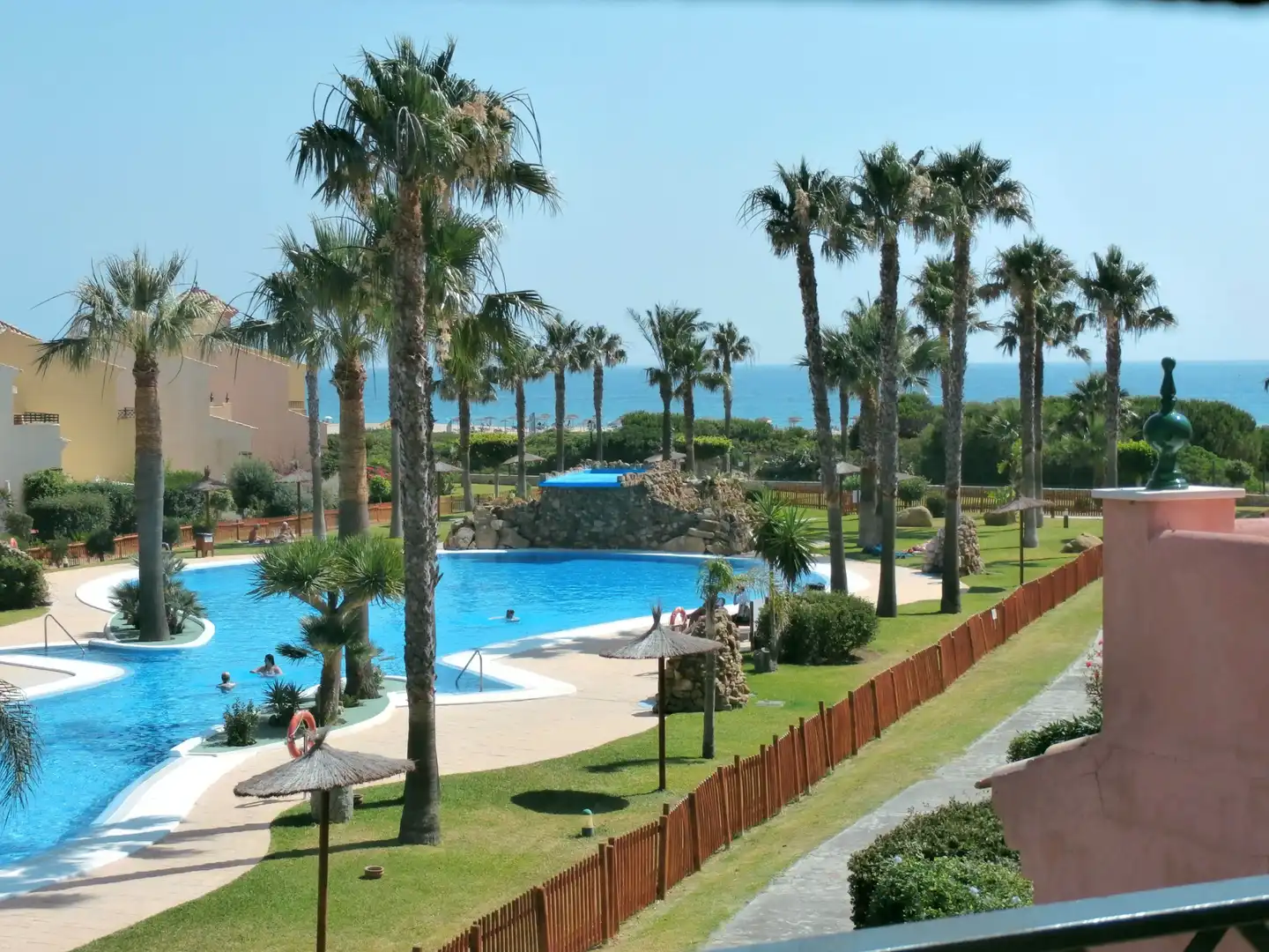 Terraced house with terrace for sale in Atlanterra Playa 37A