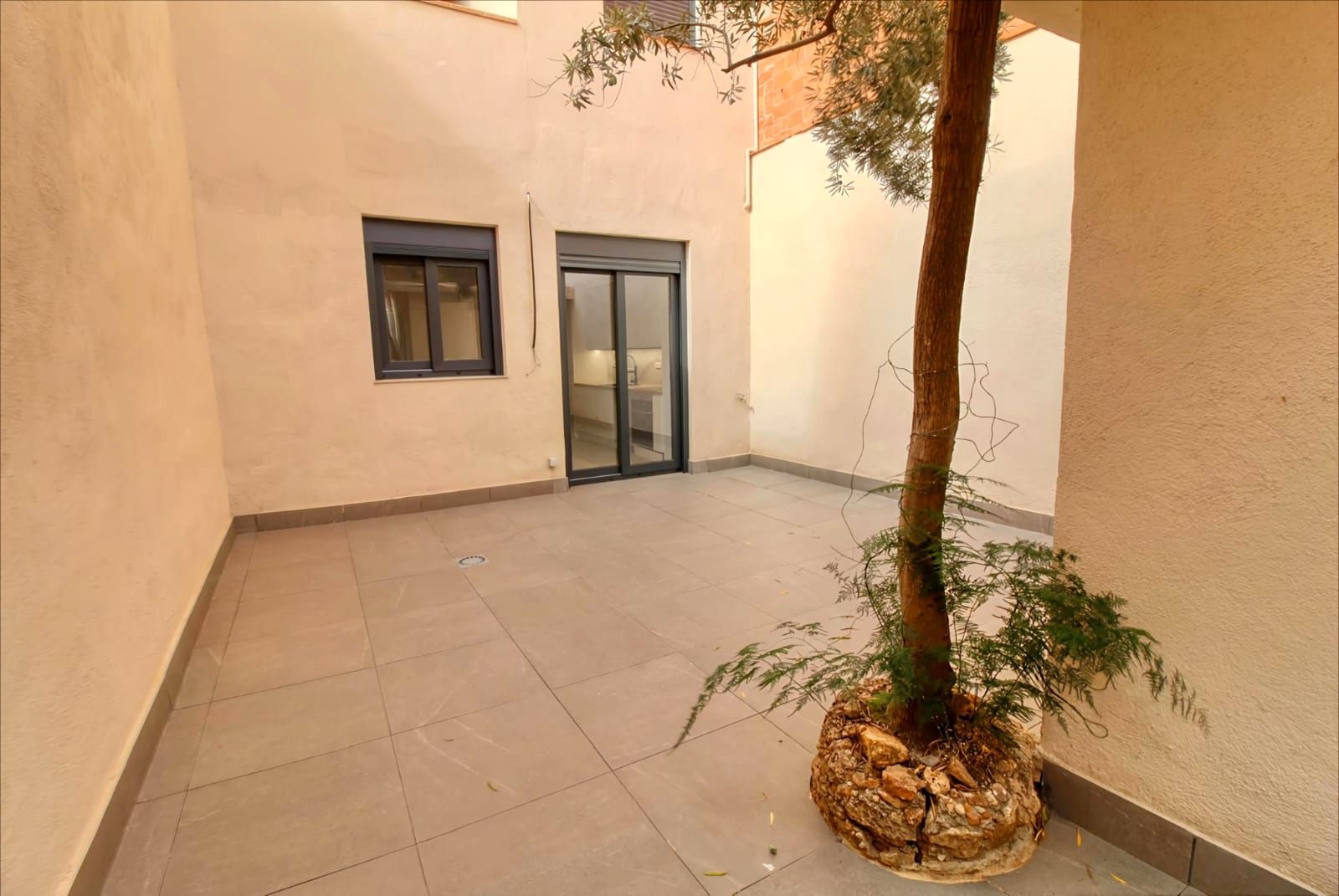 Terrace of Planta baja for sale in Sant Boi de Llobregat  with Air Conditioner, Heating and Private garden