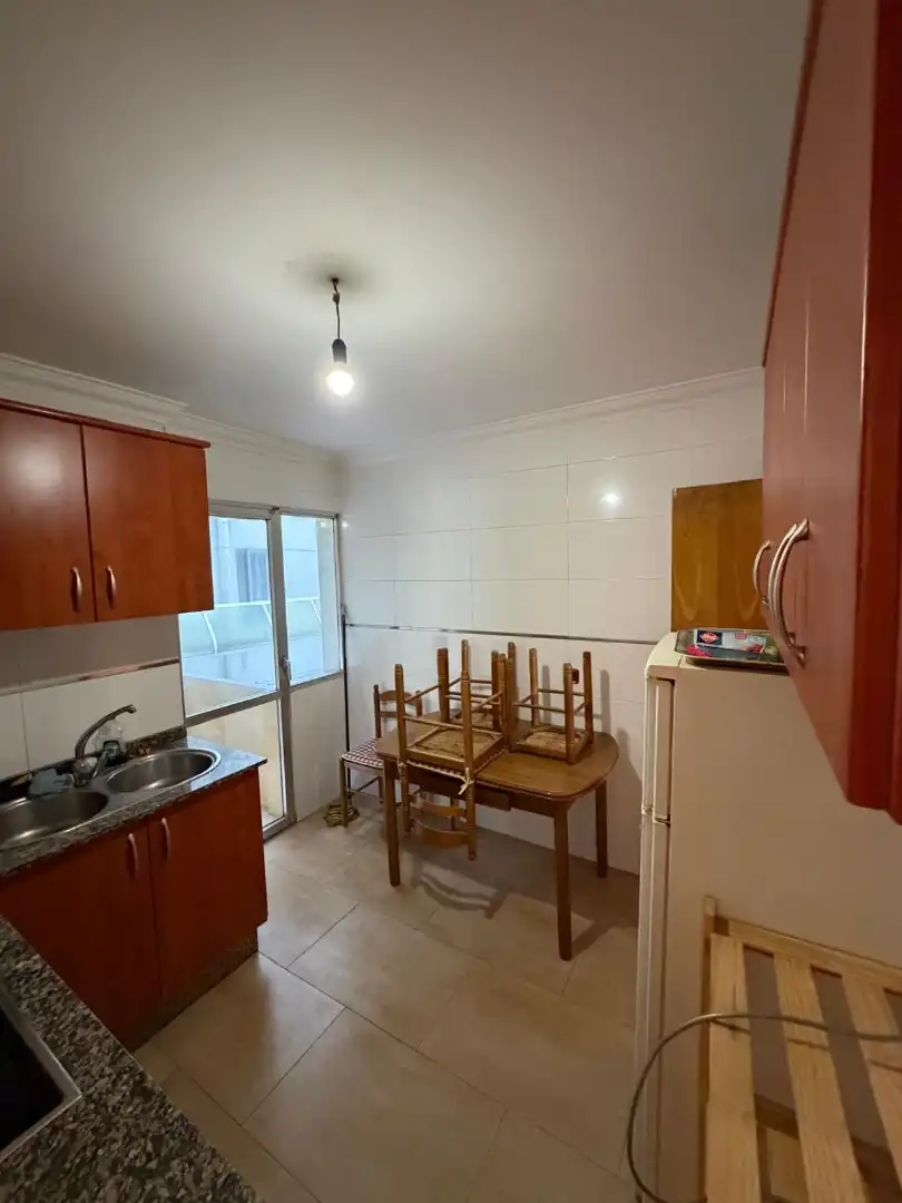 Cocina de Piso en venta en Vigo  con Trastero y Balcón