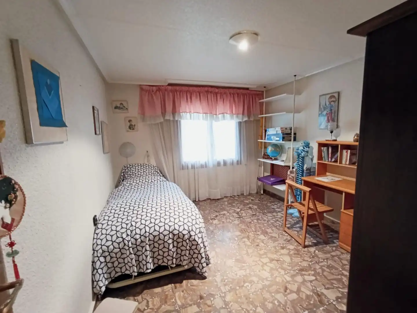 Dormitori de Casa o xalet en venda en Elche / Elx amb Jardí privat, Terrassa i Traster