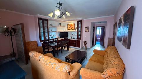 Foto 2 von Wohnung zum Verkauf in Calle Diego Martinez Barrios, 18, La Algaba, Sevilla