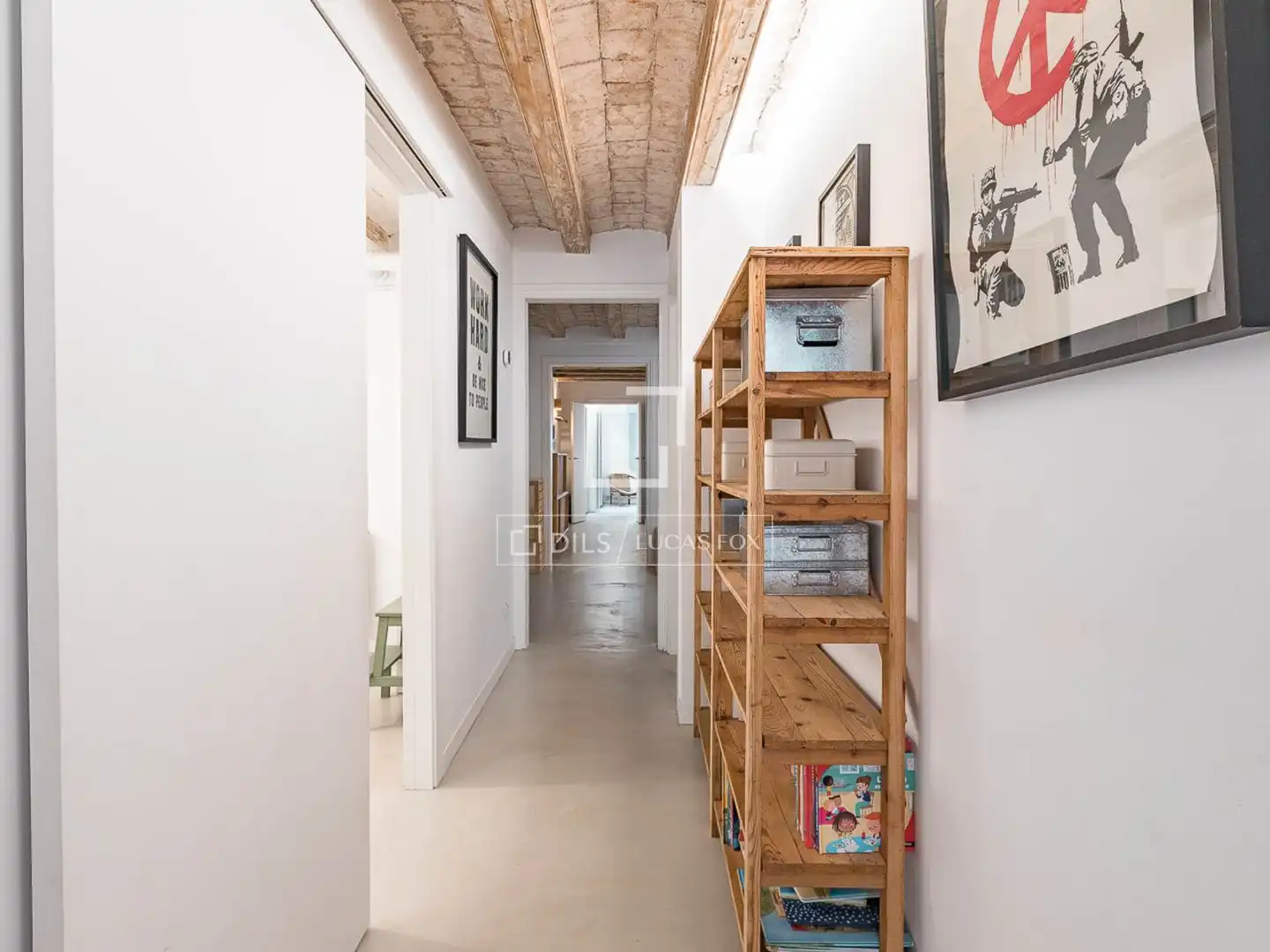 Wohnung zum Verkauf in Barcelona mit Klimaanlage, Heizung und Terrasse