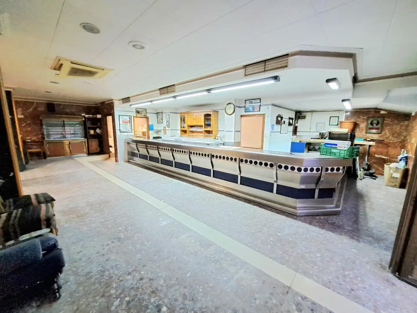 Business premises for sale in Casc Urbà