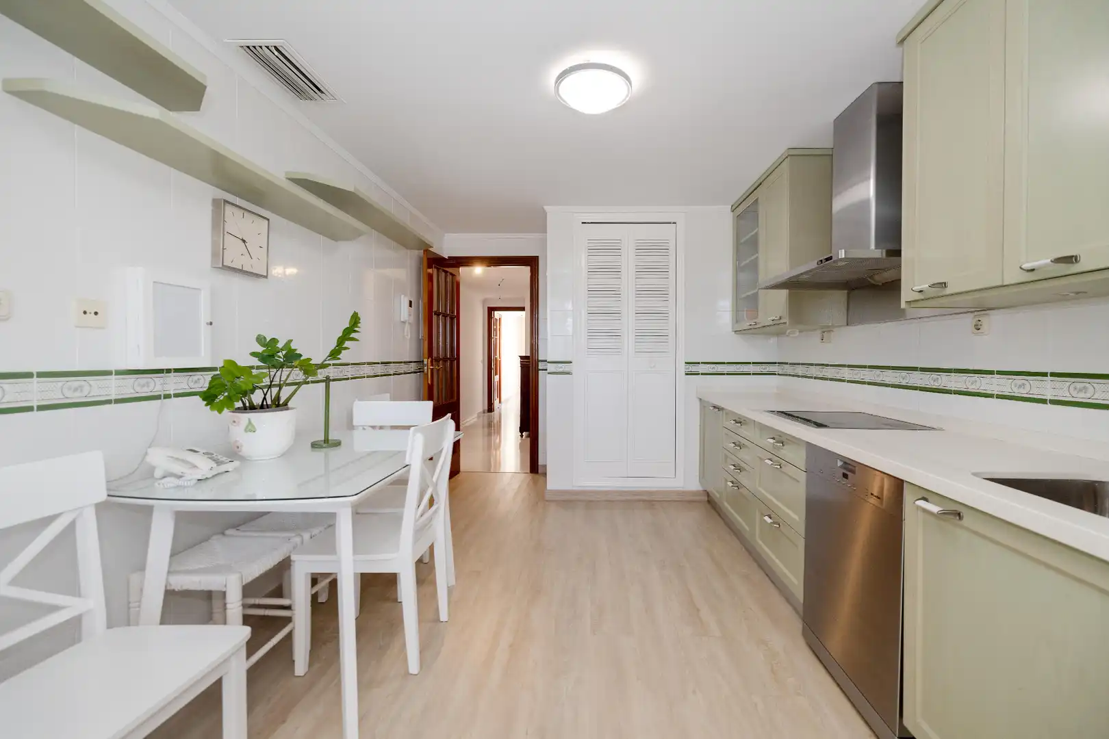 Cuina de Pis en venda en Málaga amb Aire condicionat, Calefacció i Terrassa