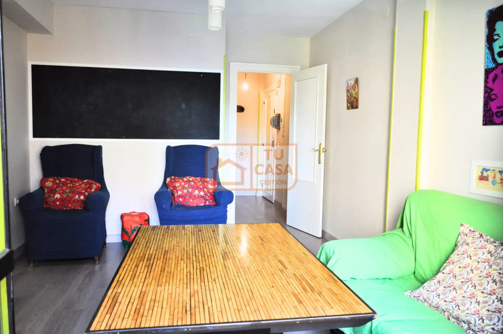 Wohnzimmer von Wohnung zur Miete in Cáceres mit Heizung, Parkett und Terrasse