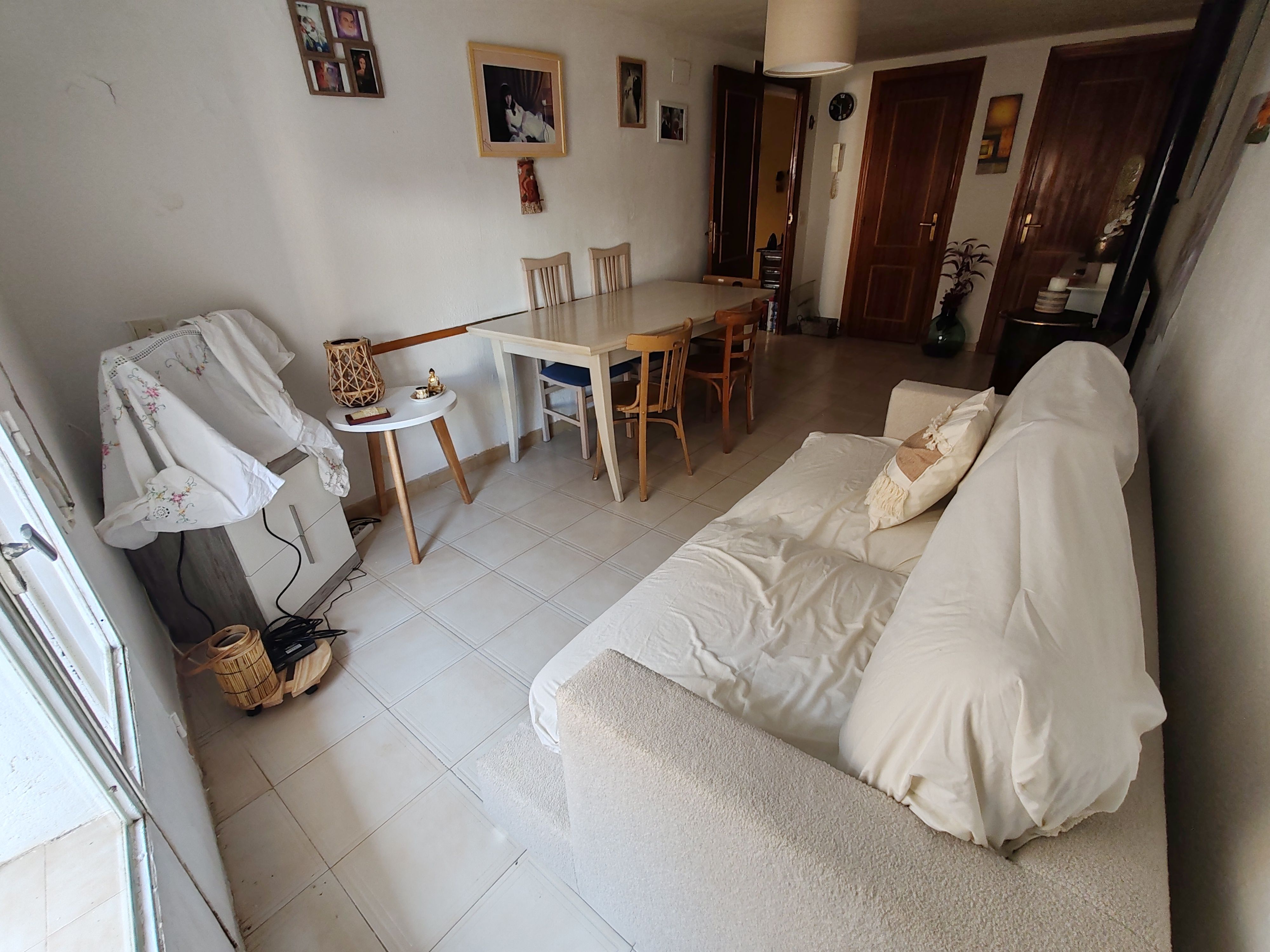 Sala d'estar de Casa o xalet en venda en Cifuentes amb Calefacció, Traster i Moblat