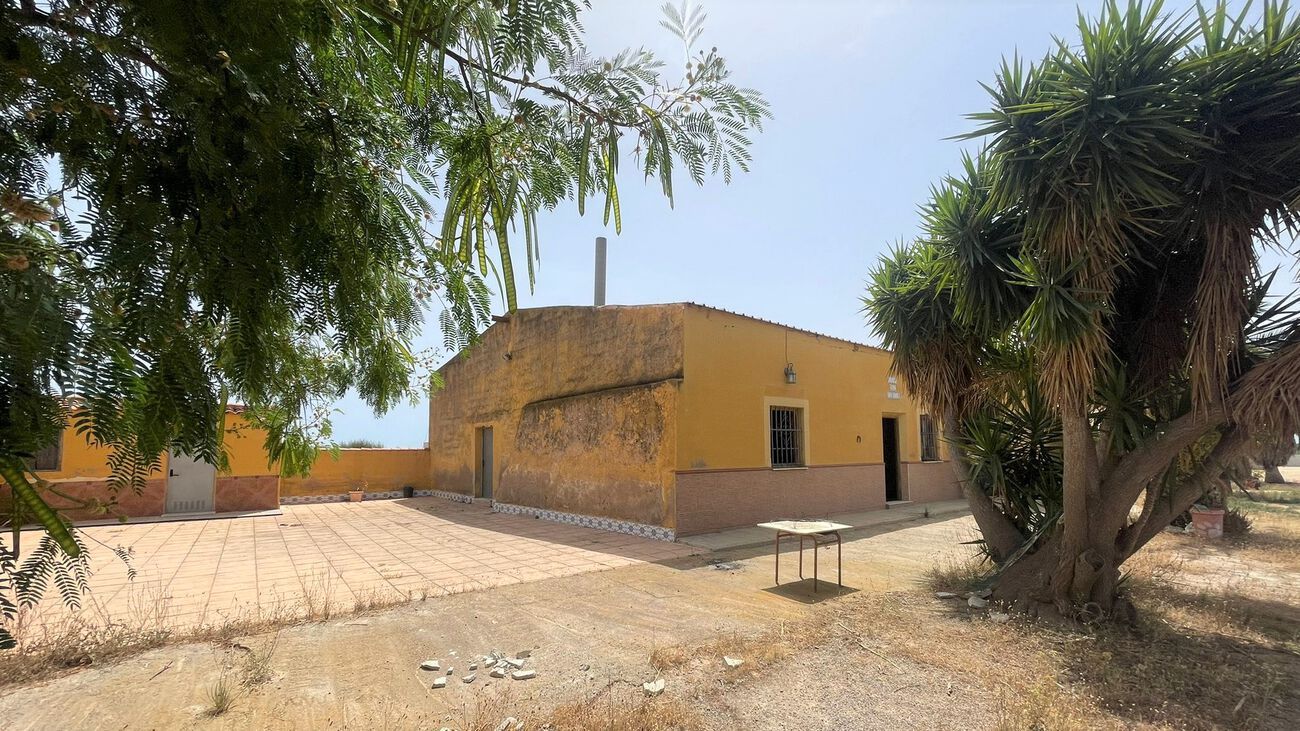 Exterior view of Premises for sale in  Murcia Capital