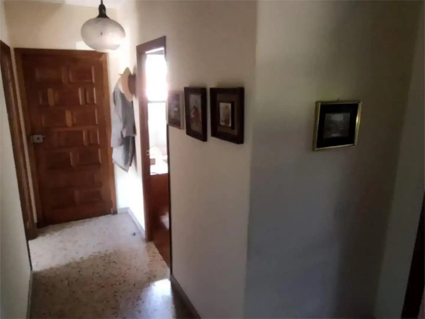 Casa adosada en venda en Leiro amb Jardí privat, Traster i Moblat