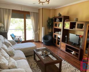 Sala d'estar de Apartament en venda en León Capital  amb Terrassa