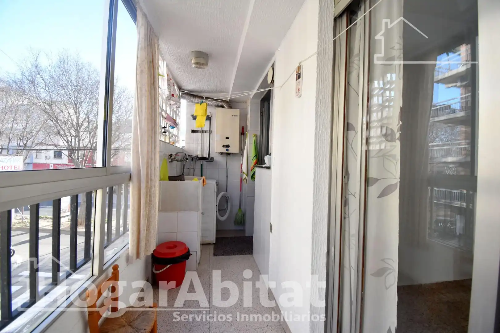 Habitación de Piso en venta en Oliva con Terraza, Amueblado y Balcón