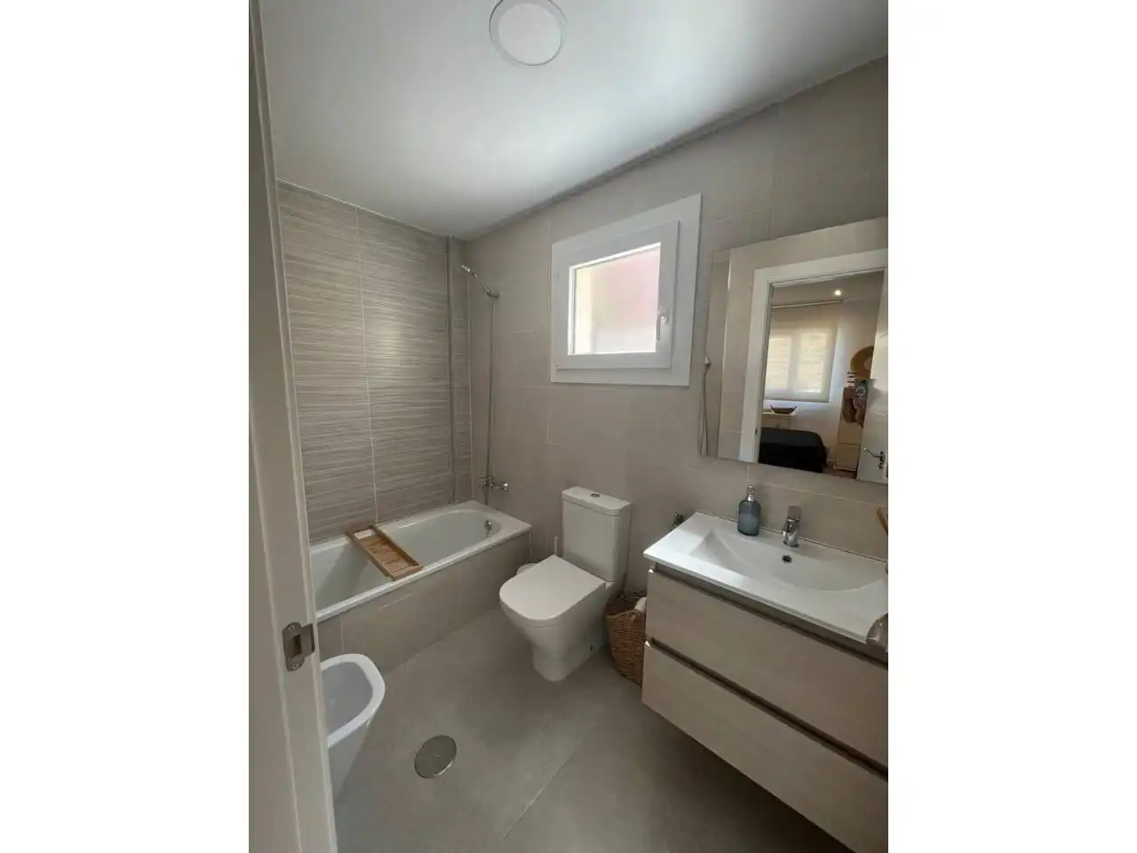 Bany de Apartament de lloguer en Almuñécar amb Terrassa i Piscina comunitària
