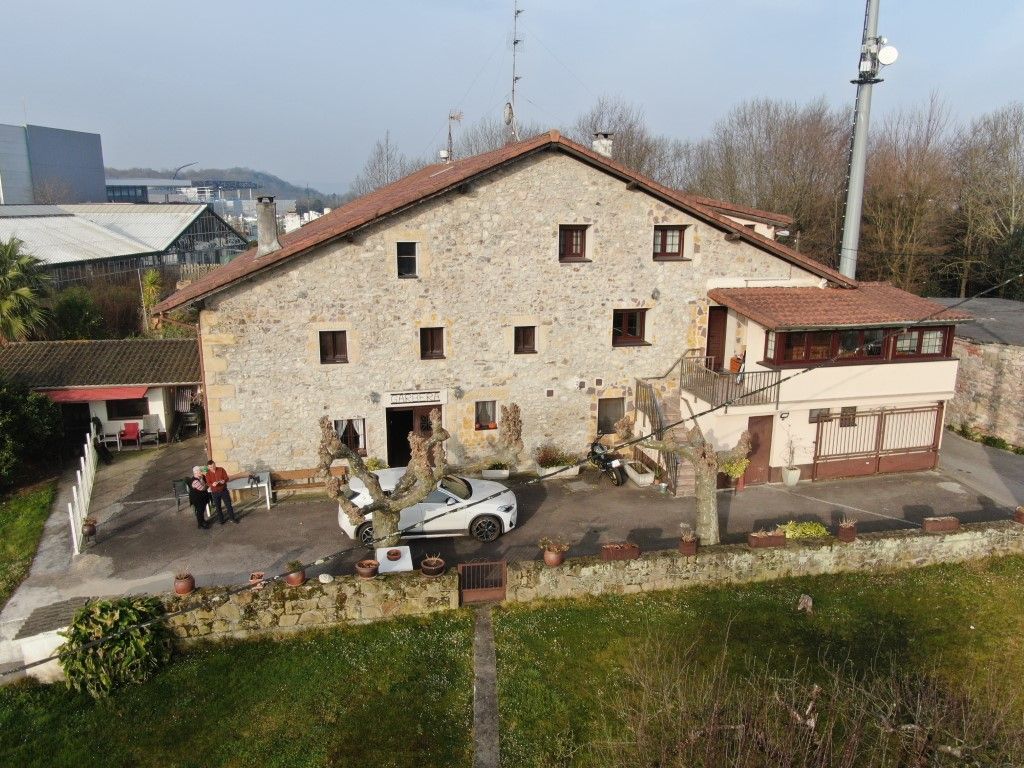 Exterior view of House or chalet for sale in Donostia - San Sebastián   with Terrace, Storage room and Balcony