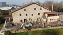 Vista exterior de Casa o xalet en venda en Donostia - San Sebastián  amb Terrassa i Balcó