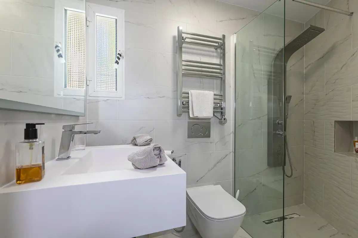 Chalet con piscina en venta en Avenida Pablo Ruiz Picasso, imagen 15
