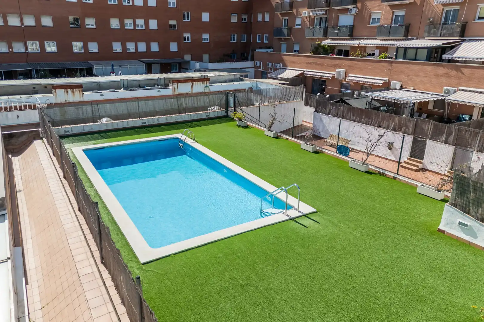 Swimming pool of Duplexes for sale in Mataró  with Air Conditioner, Heating and Terrace