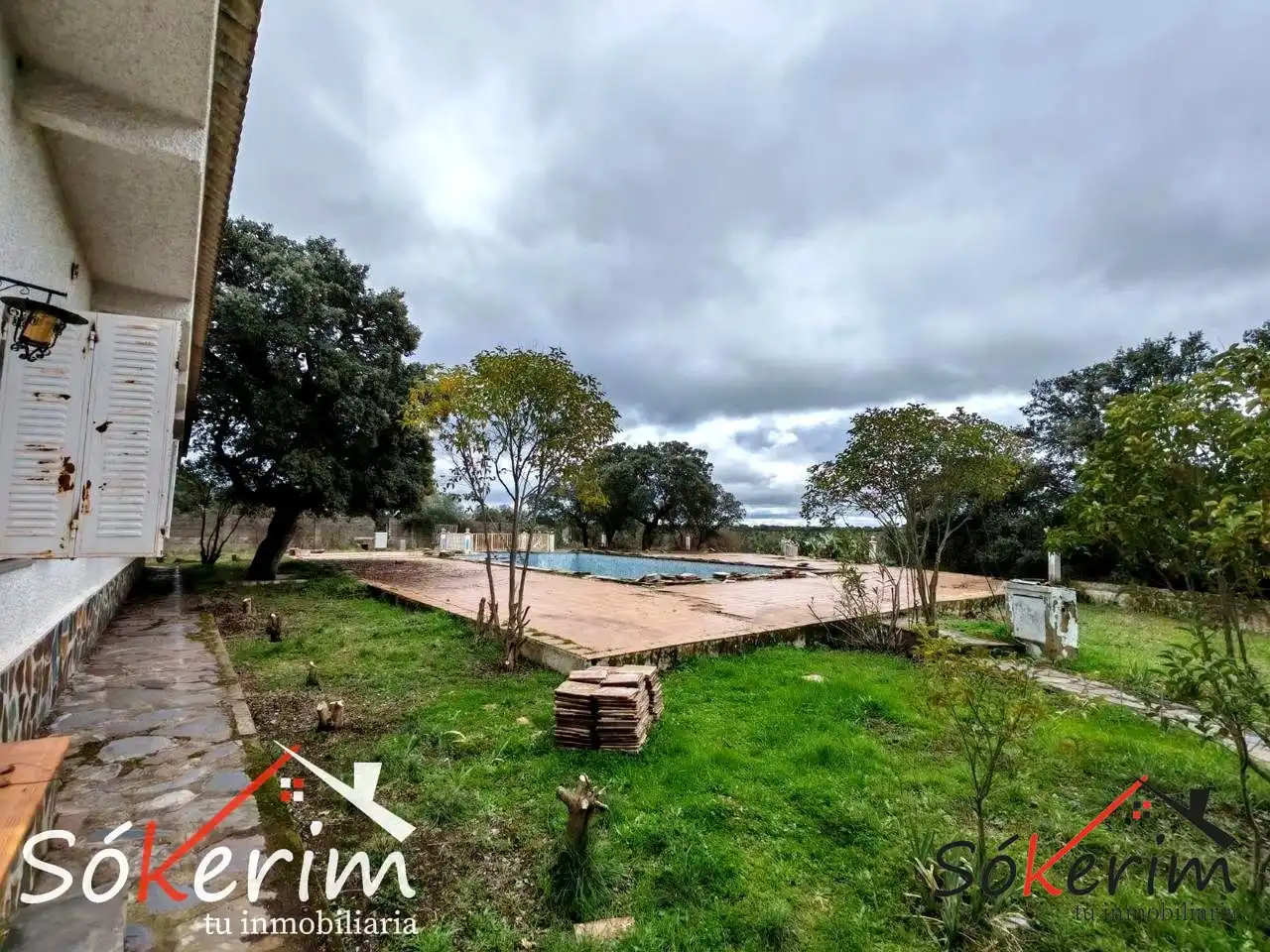 Piscina de Piso en venta en San Román de los Montes con Calefacción, Jardín privado y Terraza