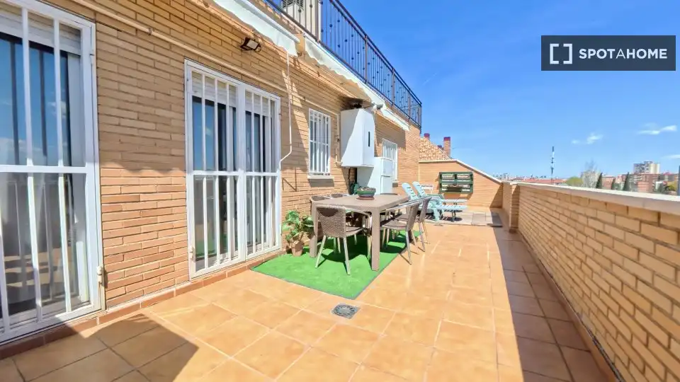 Terrace of Flat for rent in Madrid  with Air Conditioner, Heating and Furnished
