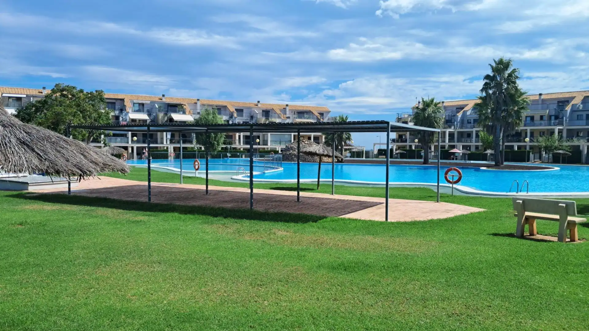 Apartament amb piscina de lloguer a Calle GENERALITAT