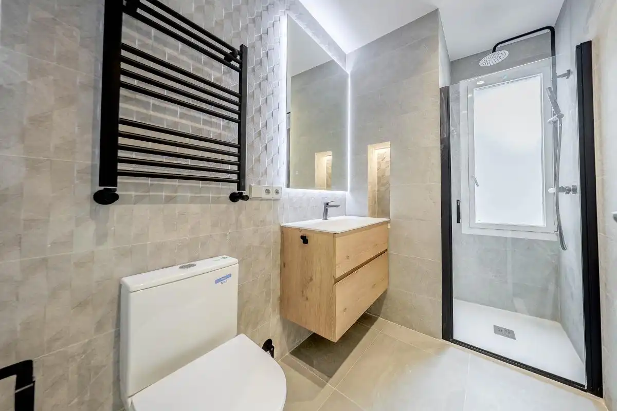 Baño de Piso en venta en Madrid con Aire acondicionado y Calefacción
