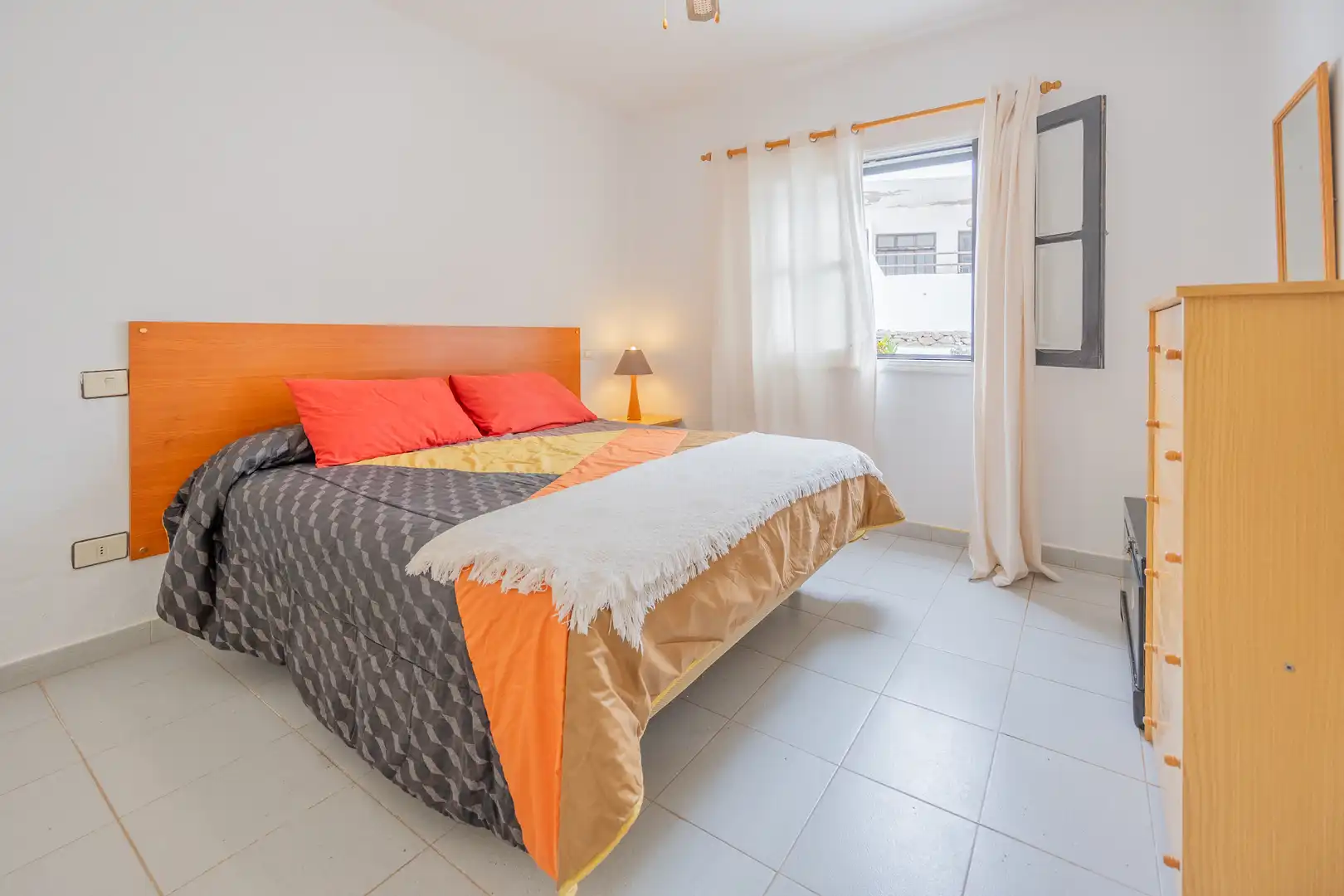 Bedroom of Flat for sale in Sardina