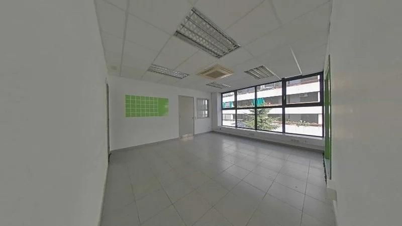 Oficina de lloguer en Manresa amb Calefacció