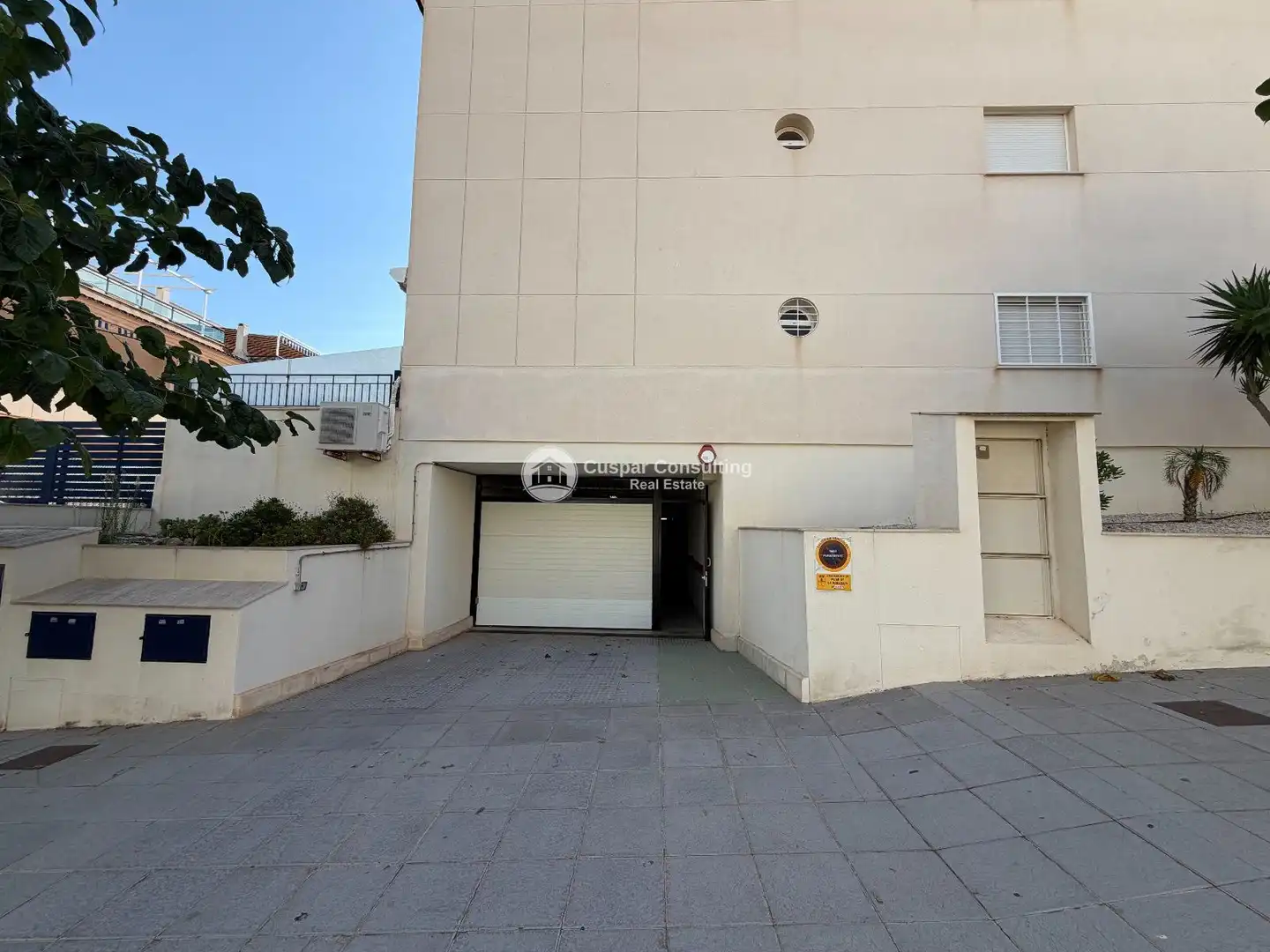 Aparcament de Apartament en venda en Pueblo Latino