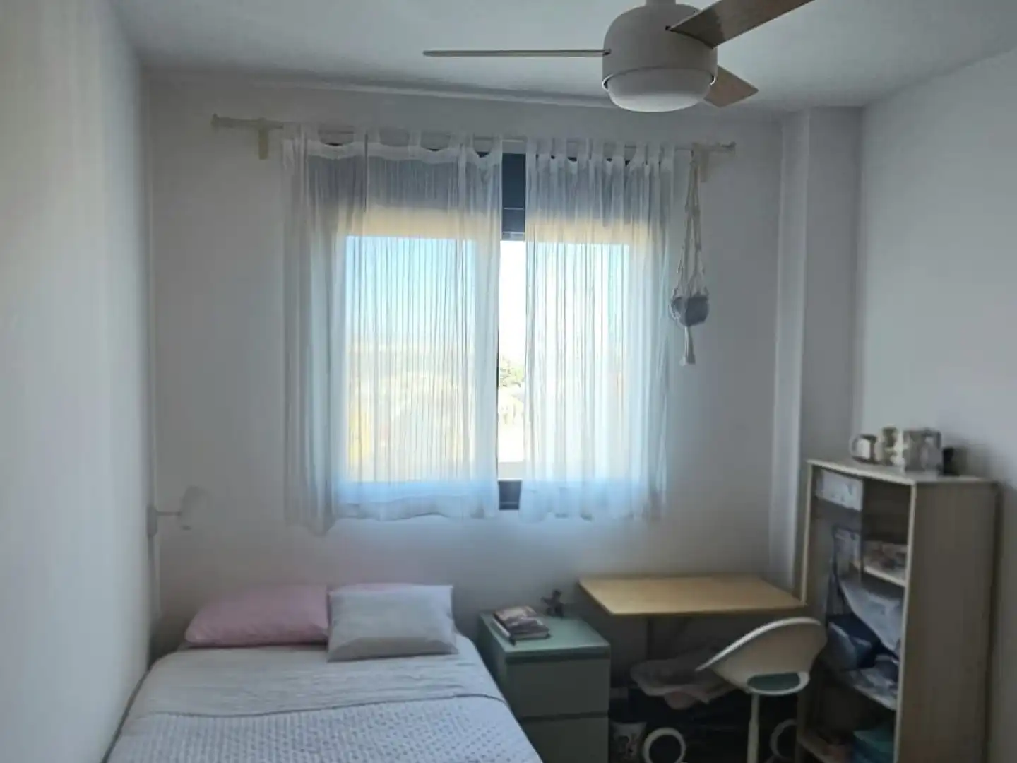 Habitación de Piso de alquiler en Murcia con Aire acondicionado, Calefacción y Amueblado