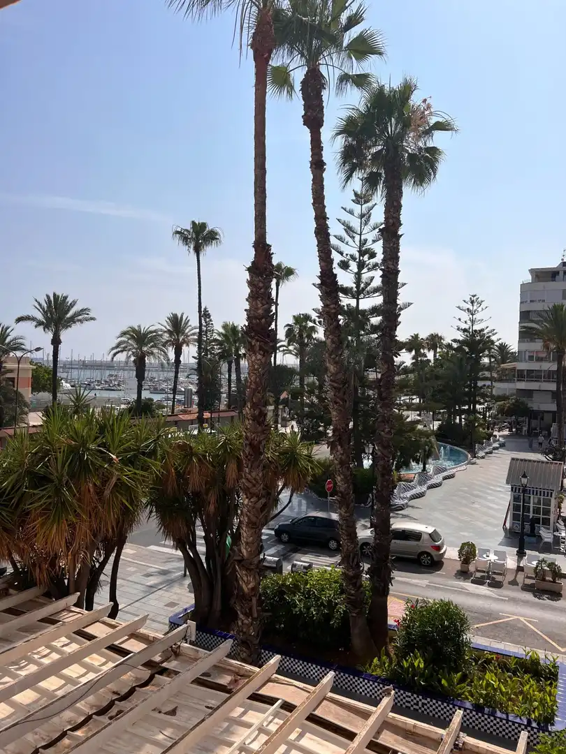 Maisonette zum Verkauf in Torrevieja mit Balkon