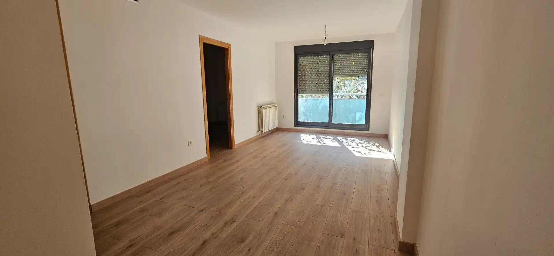 Living room of Flat for sale in Cuarte de Huerva  with Heating, Parquet flooring and Terrace