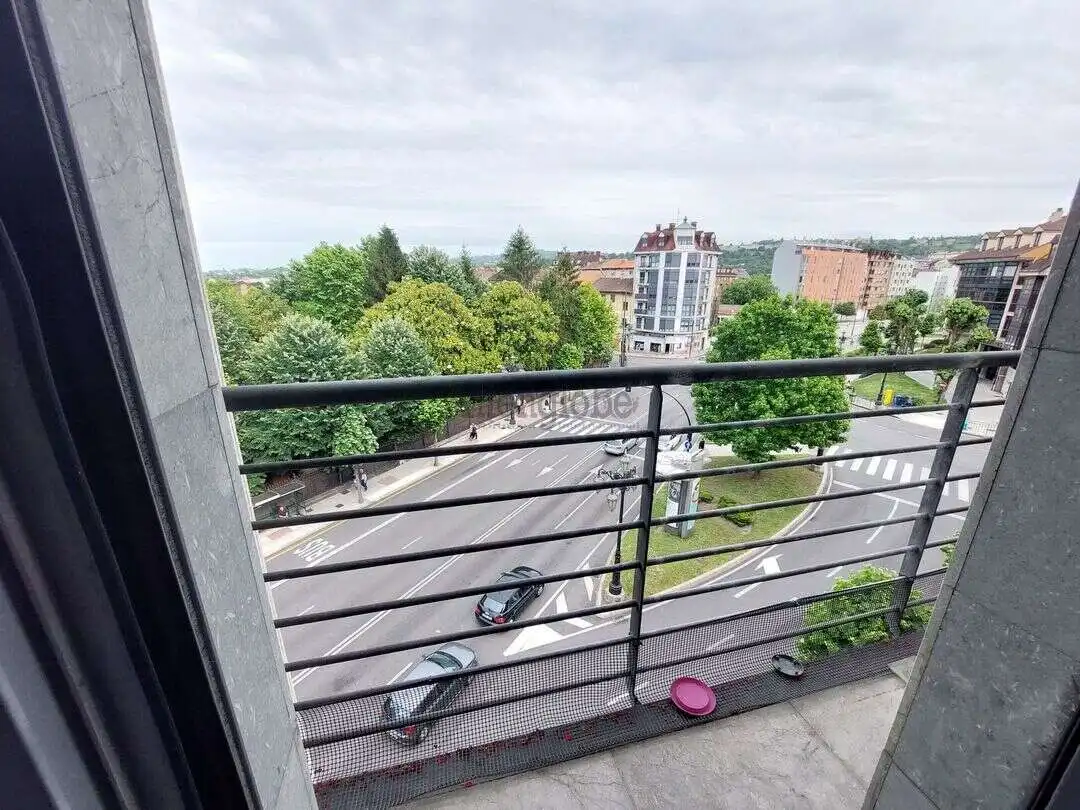 Balcony of Flat for rent in Oviedo   with Heating, Storage room and Oven