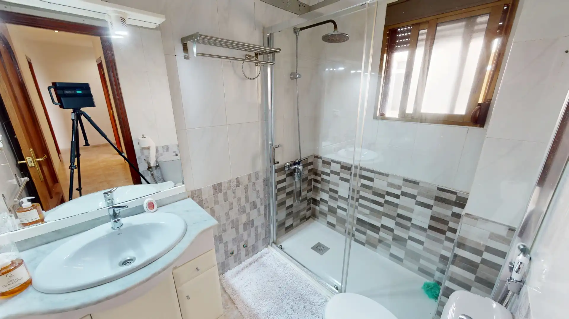 Baño de Piso en venta en Sant Joan d'Alacant con Aire acondicionado, Amueblado y Horno