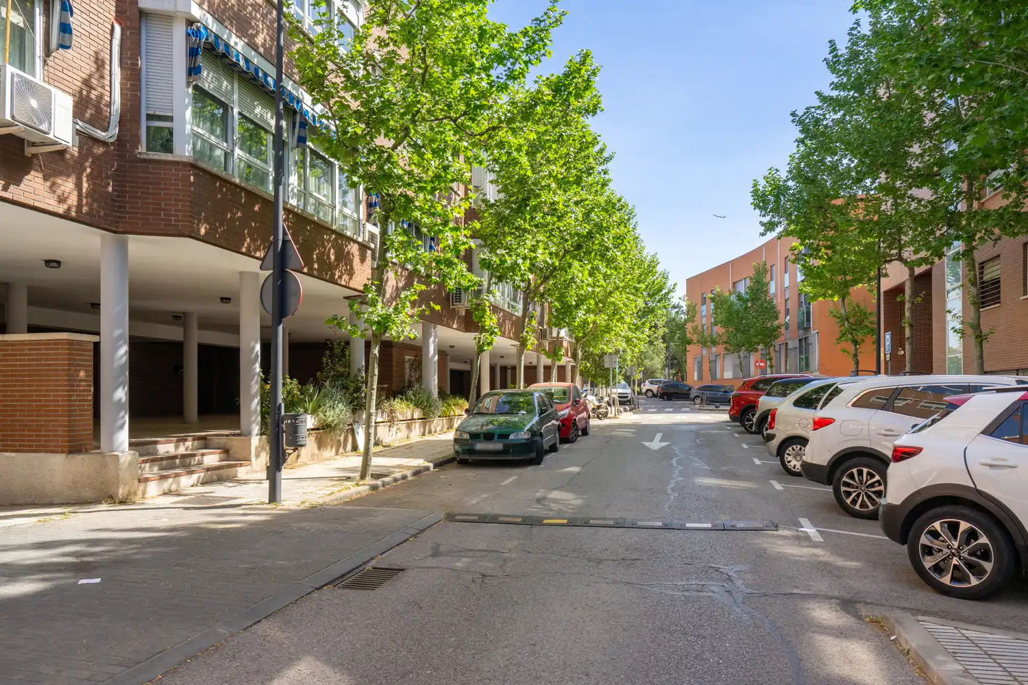 Vista exterior de Piso en venta en San Sebastián de los Reyes con Calefacción